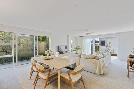 Photo of property in 199a Gill Street, Strandon, New Plymouth, 4312