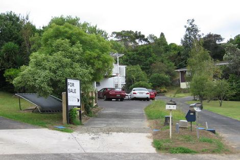 Photo of property in 37 Sequoia Place, Sunnynook, Auckland, 0620
