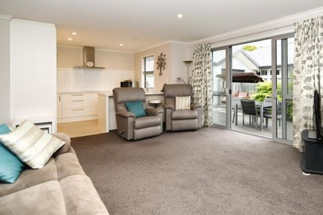 Photo of property in 1/28 Kirsten Place, Parklands, Christchurch, 8083