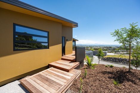 Photo of property in 10 Resolution Place, Richmond, 7020