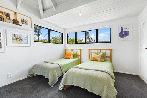 Photo of property in 89 Hebron Road, Waiake, Auckland, 0630