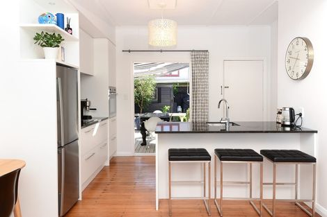 Photo of property in 46 Plunket Terrace, Hamilton East, Hamilton, 3216