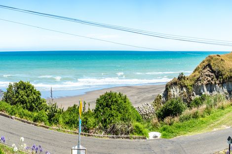 Photo of property in 21 Sunset Parade, Kai Iwi, Whanganui, 4574