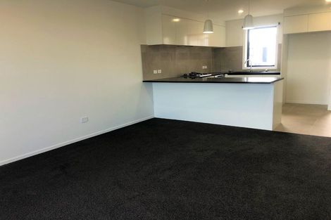 Photo of property in 2/72 Te Tiireke Drive, Glenview, Hamilton, 3206