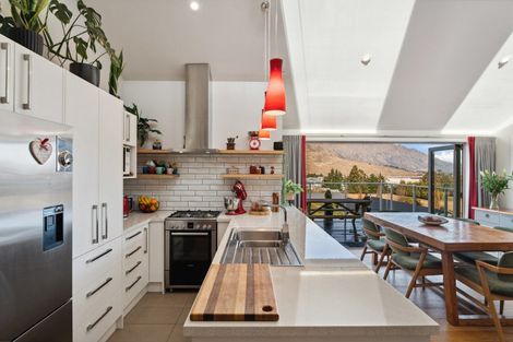 Photo of property in 3 Batsford Lane, Lower Shotover, Queenstown, 9371