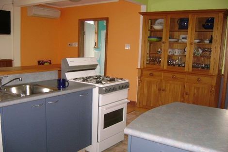 Photo of property in 33 Bauchop Road, Waterloo, Lower Hutt, 5011