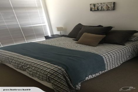 Photo of property in 82 Bay Street, Red Beach, 0932