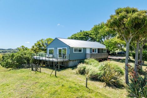 Photo of property in 47 Merril Road, Paparoa, 0571
