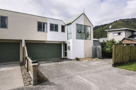 Photo of property in 2 Marina Drive, Waikawa, Picton, 7220