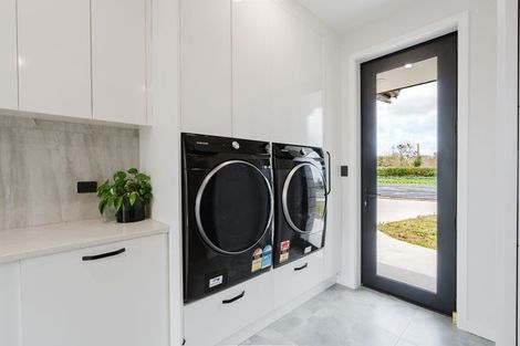 Photo of property in 275 Racecourse Road, Cambridge, 3493