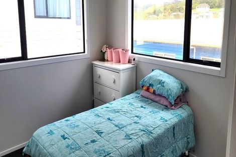 Photo of property in 3d Taupiri Crescent, Titahi Bay, Porirua, 5022