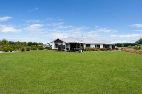 Photo of property in 1378 Poyntzs Road, West Eyreton, Rangiora, 7475
