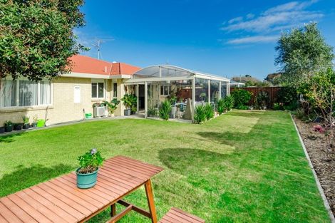 Photo of property in 63 Weggery Drive, Waikanae Beach, Waikanae, 5036