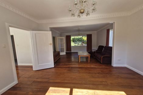 Photo of property in 13 Waikare Street, Karori, Wellington, 6012