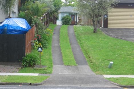 Photo of property in 131 Gossamer Drive, Pakuranga Heights, Auckland, 2010
