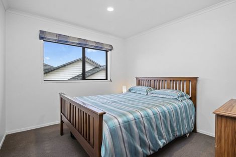 Photo of property in 10 Bovill Way, Tuakau, 2121