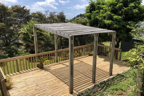 Photo of property in 947 East Coast Road, Torbay, Auckland, 0630