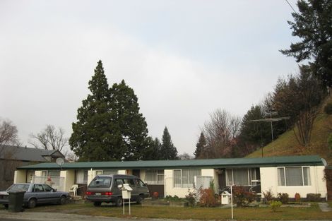 Photo of property in 8 Caernarvon Street, Arrowtown, 9302