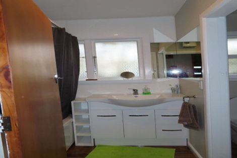 Photo of property in 87 Bassett Street, Burwood, Christchurch, 8083