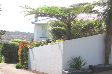 Photo of property in 1/243 East Coast Road, Mairangi Bay, Auckland, 0630