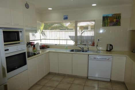 Photo of property in 52 Harbour Road, Ohope, 3121