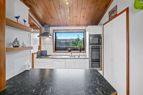 Photo of property in 183 Avonhead Road, Avonhead, Christchurch, 8042