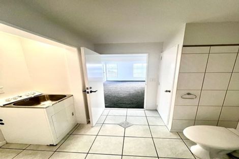 Photo of property in 6c Ahuriri Street, Strathmore Park, Wellington, 6022