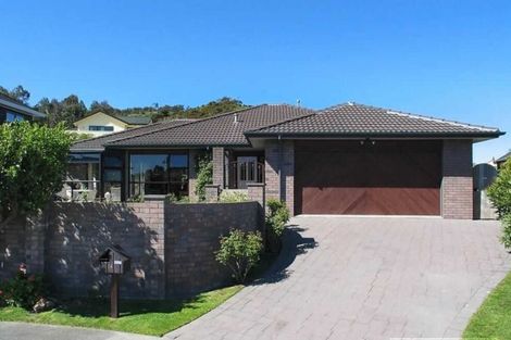 Photo of property in 14 Tombane Terrace, Papakowhai, Porirua, 5024