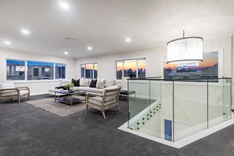 Photo of property in 11 Henry Blyth Lane, Greenhithe, Auckland, 0632