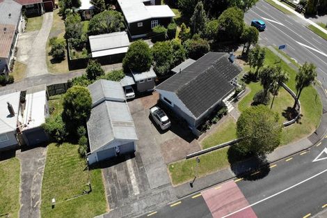 Photo of property in 34 Lincoln Road, Henderson, Auckland, 0610