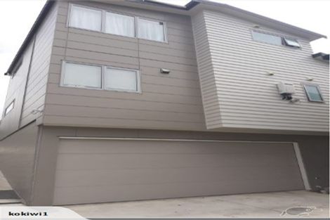 Photo of property in 2/113 Moorefield Road, Johnsonville, Wellington, 6037