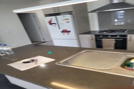 Photo of property in 18 Kutukutu Street, Takanini, 2112