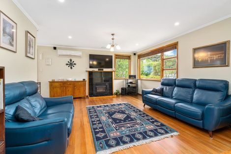 Photo of property in 14 Pinehaven Road, Pinehaven, Upper Hutt, 5019