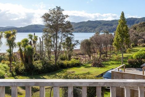 Photo of property in 106 Tukere Drive, Whangamata, 3620