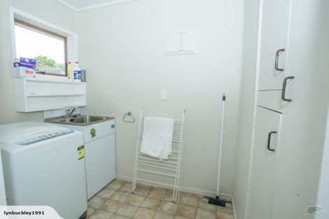 Photo of property in 2 Matuhi Rise, Henderson, Auckland, 0612