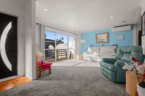 Photo of property in 77 Herbert Avenue, Cloverlea, Palmerston North, 4412