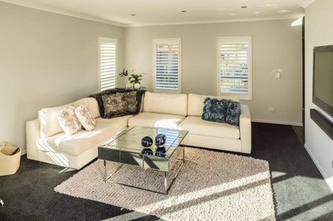 Photo of property in 202 Westchester Drive, Churton Park, Wellington, 6037