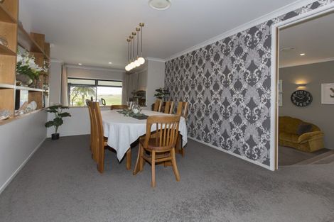 Photo of property in 36 Ripiro Drive, Baylys Beach, Dargaville, 0377