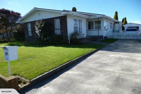 Photo of property in 14 Allen Berry Avenue, Pirimai, Napier, 4112