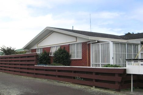 Photo of property in 142 Heretaunga Street, Palmerston North, 4414