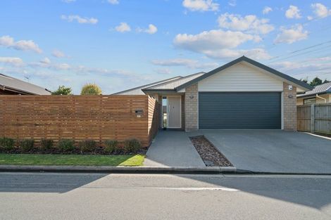 Photo of property in 11 Taggart Place, Sockburn, Christchurch, 8042
