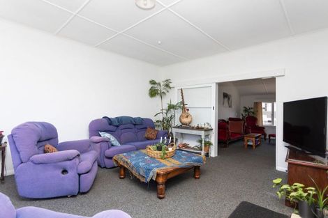 Photo of property in 32 Cole Street, Dannevirke, 4930