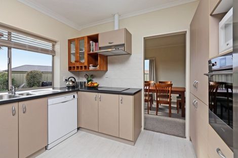 Photo of property in 6 Rosehill Way, Taradale, Napier, 4112