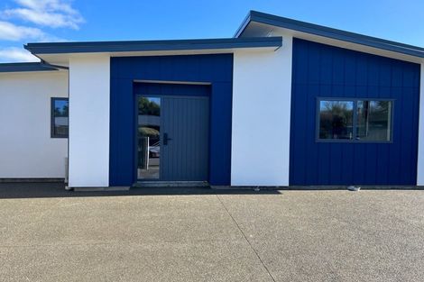 Photo of property in 1 Clonbern Place, Upper Riccarton, Christchurch, 8041