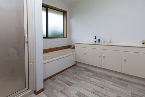 Photo of property in 152 Omihi Road, Waipara, Amberley, 7483