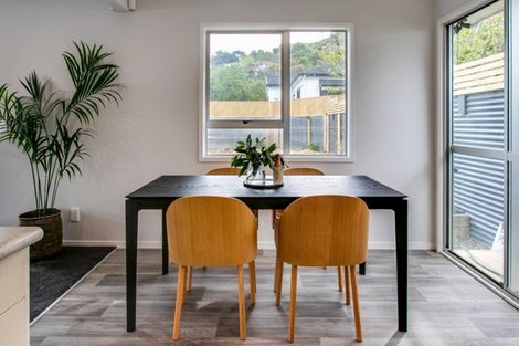 Photo of property in 12a Chaucer Road, Hospital Hill, Napier, 4110