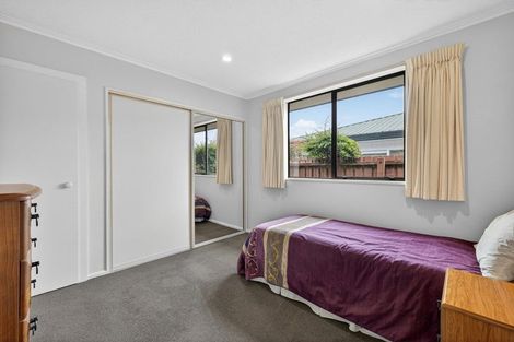 Photo of property in 2/58a Daniels Road, Redwood, Christchurch, 8051