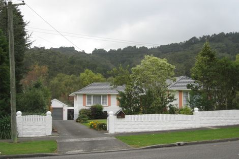 Photo of property in 59 Tawhai Street, Stokes Valley, Lower Hutt, 5019