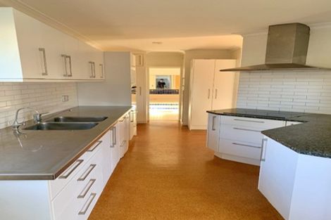 Photo of property in 97 Lynwood Road, New Lynn, Auckland, 0600