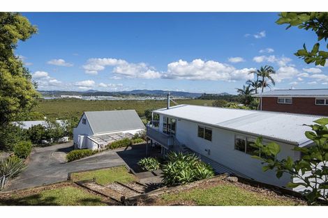 Photo of property in 33 Raumati Crescent, Onerahi, Whangarei, 0110